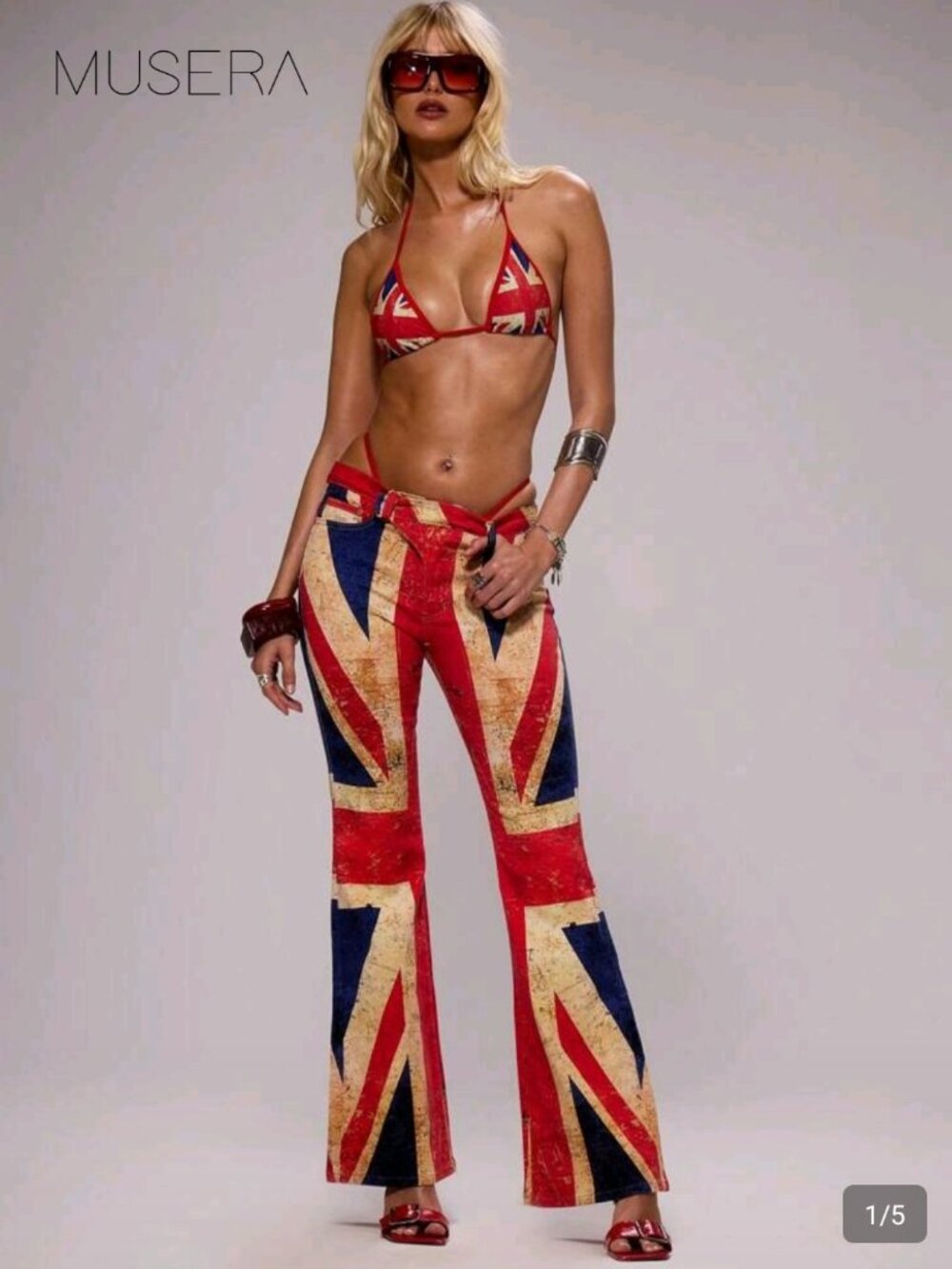 Statement set with Union Jack print: Jeans and bikini top